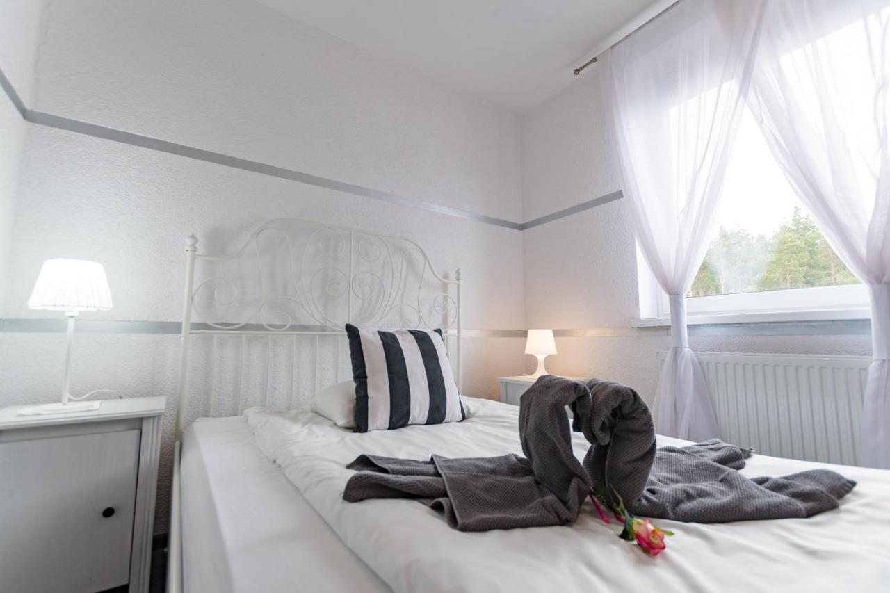 Hotel Zajazdu W Ostrzeszowie Extérieur photo